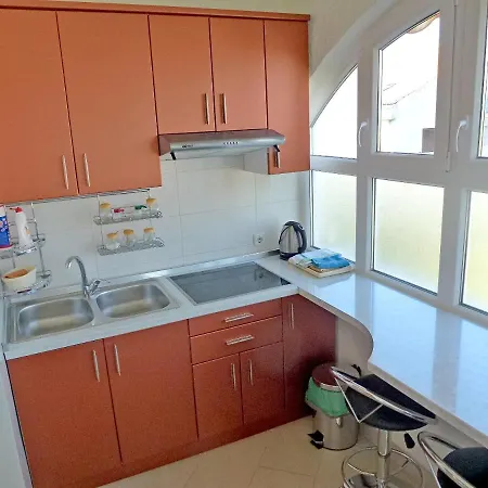 Honor Apartment